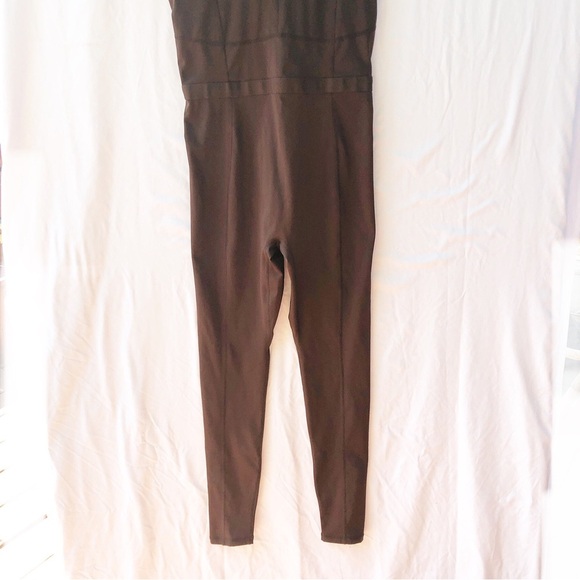 FABLETICS | CACAO BROWN MOTION365 + JUMPSUIT ONESIE MEDIUM - Picture 6 of 11